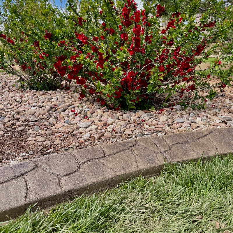 Curbmate USA Project photo 9 - Large Cobble: Thyme Color